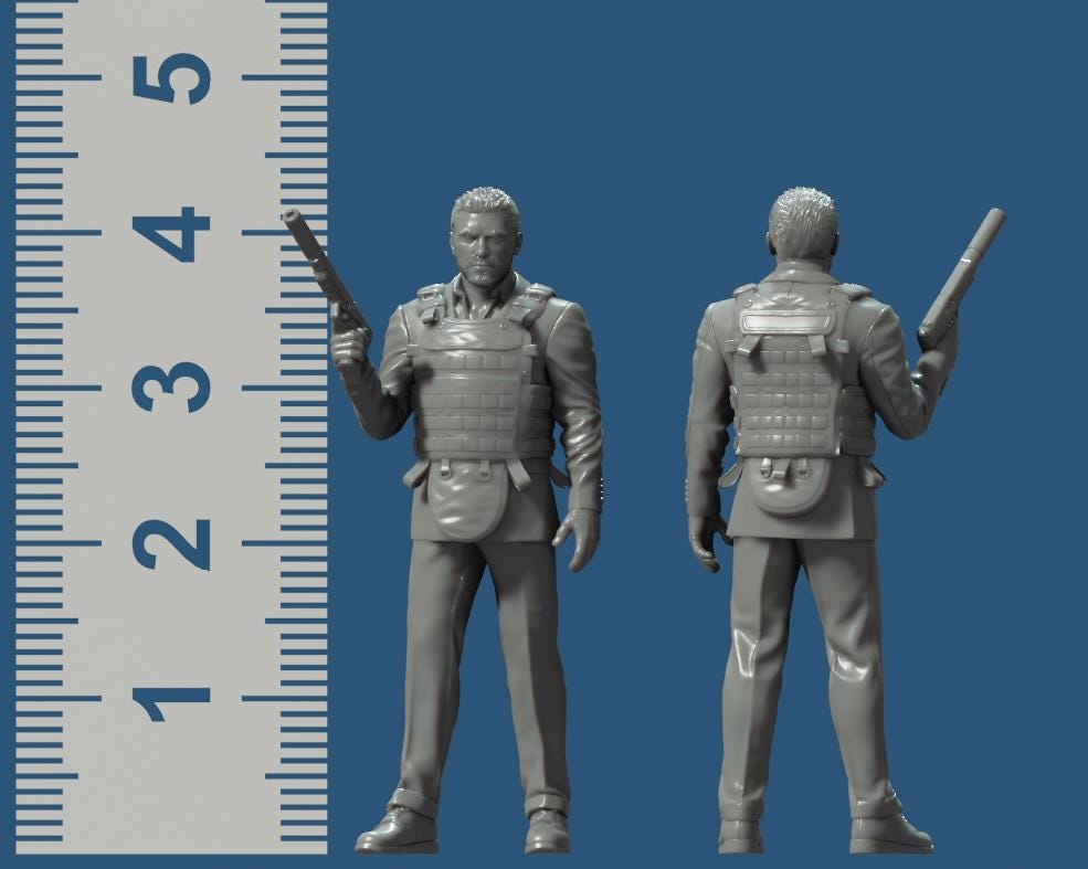 Makarov by RN Estudio Heroic Scale Military Miniature RN 0183