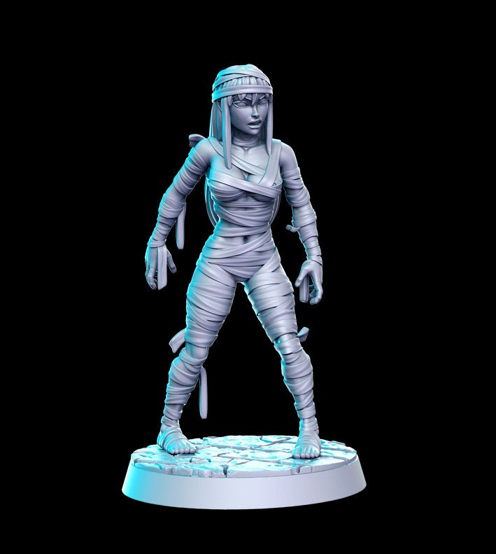 Female Mummy- by RN Estudio 32mm Miniature 0151