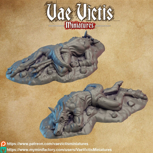 Kobold (dead - 2 versions)  by Vae Victis 28mm Scale Fantasy Miniature VVM 0123