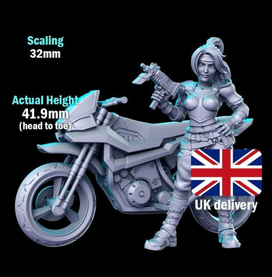 Jessie Bike - by RN Estudio 32mm Fantasy Female Rider Miniature RN0163