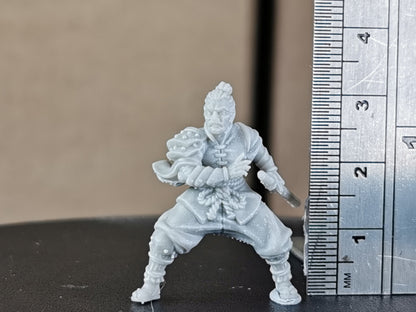 Ronin by Vae Victis Miniatures 28mm scale VVM 0123