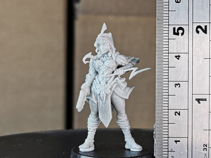 Seeker of Loss - by RN Estudio 32mm Miniature RN0165