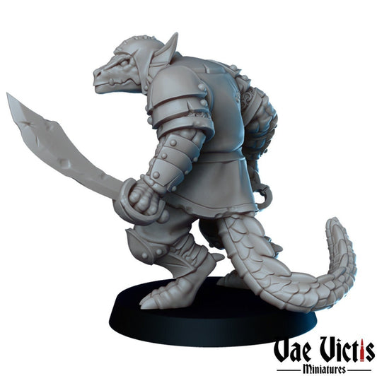 Lizard Guard by Vae Victis Miniatures 32mm Scale Fantasy Miniature  VVM 0012